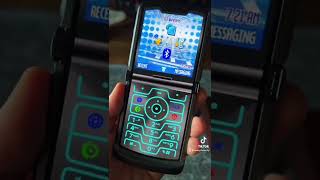 Retro Mode On The Razr Is Slick