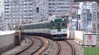 【通過チャイムが鳴り終わってもまだ来ない・・・】京阪電車 2400系2455編成 急行淀行き 牧野駅