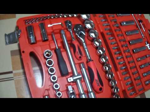 НАБОР ГОЛОВОК ТОРЦЕВЫХ И ВСТАВОК 1/4",1/2" 6-ГРАННЫХ 110 ПРЕДМЕТОВ В КЕЙСЕ JTC