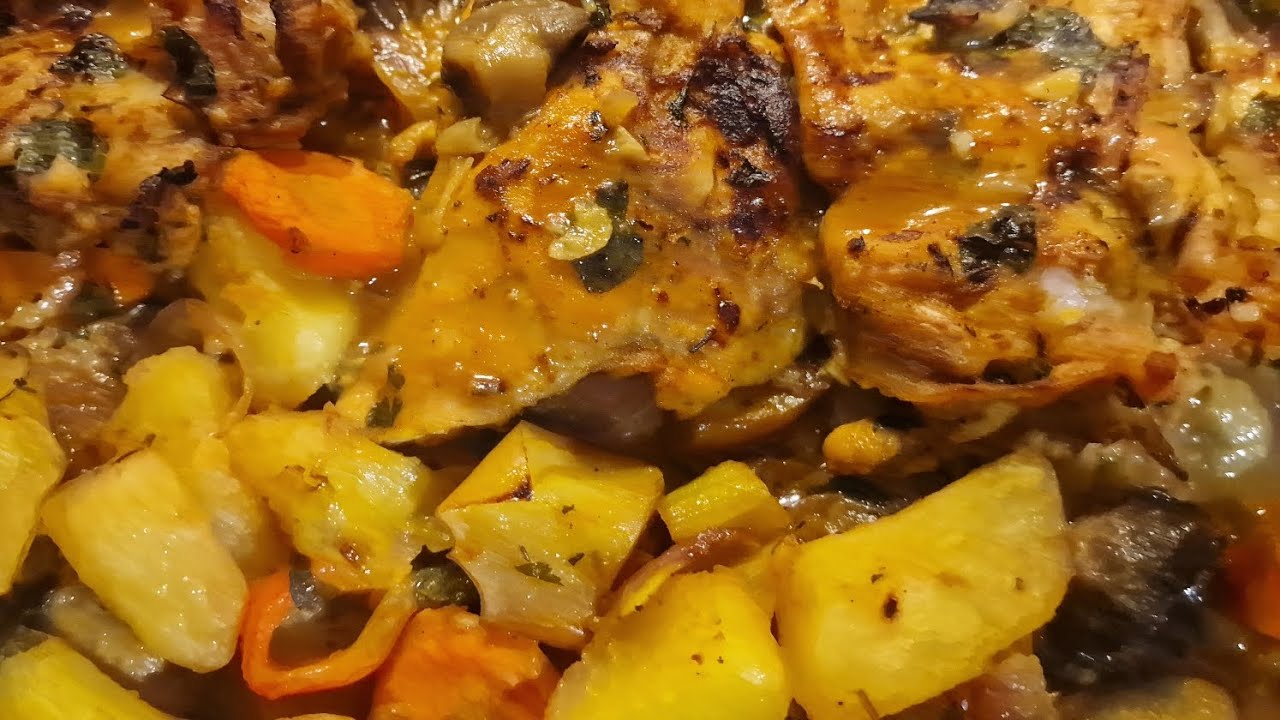 Frango no forno com legumes, muito fácil .