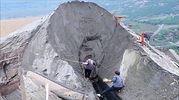 The whole process of sand unloading from a sand ship - a complete long video. Youth has no price ta