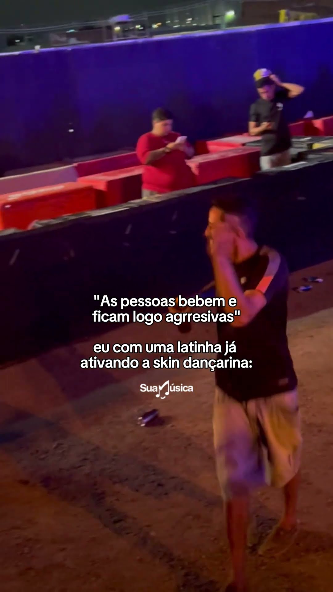 Negócio de briga, eu quero é dançar até os pés não aguentarem mais ??? #shorts