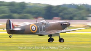 Spitfires Scramble for their display at Flying Legends  - Great sound!