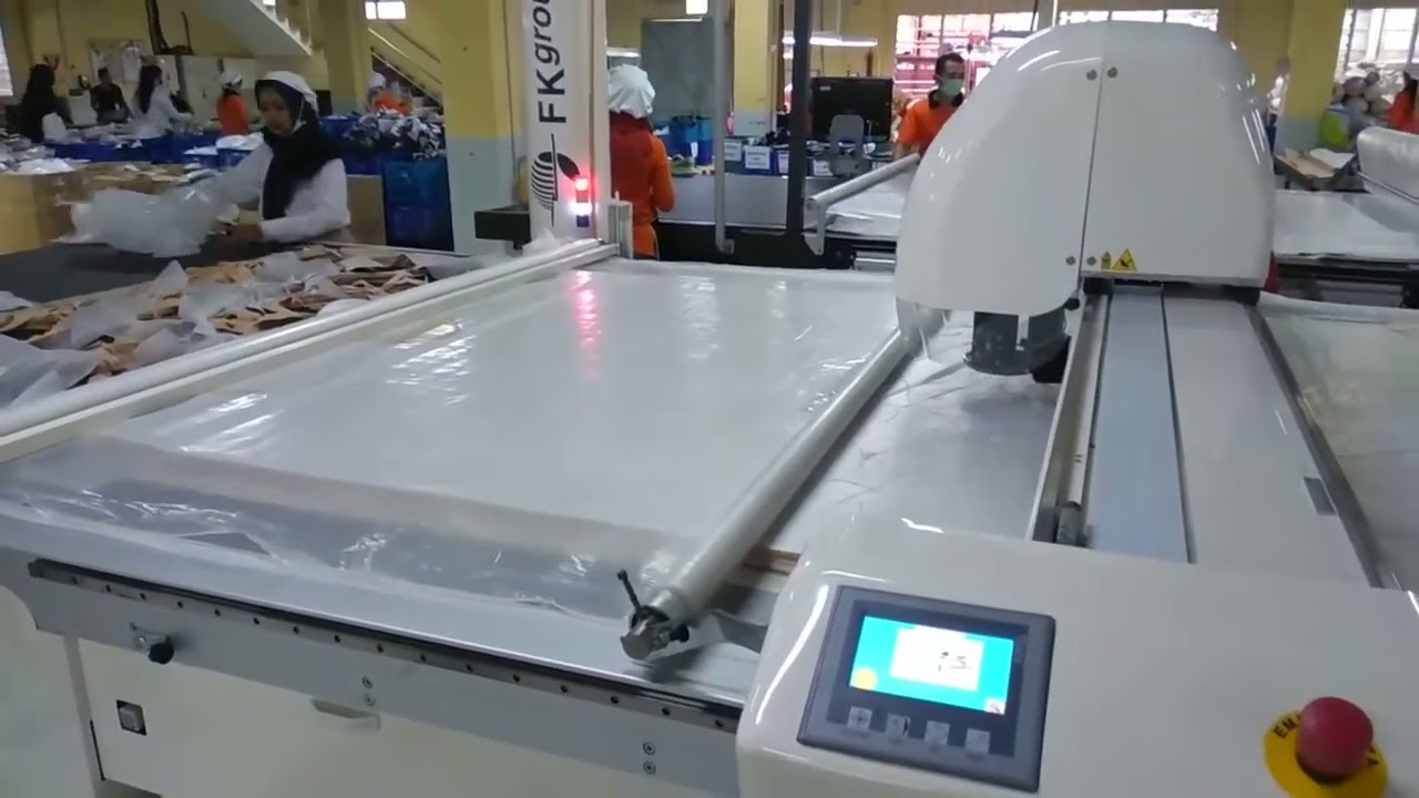 FKGroup Universal Cutting Machine (AUTOCUTTER). #textileindustry #fkgroup #termopartners