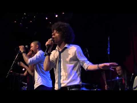 Jermaine Fleur en Band " Just the way you are"