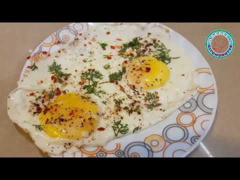 वीडियो: माइक्रोवेव में अंडे कैसे फ्राई करें