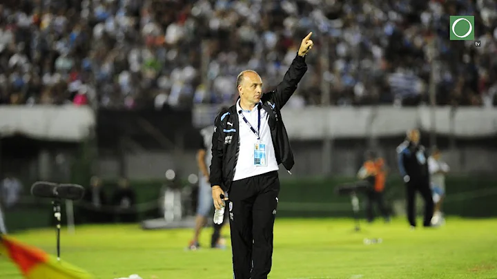 Fabin Coito, el DT que hace crecer a la seleccin u...