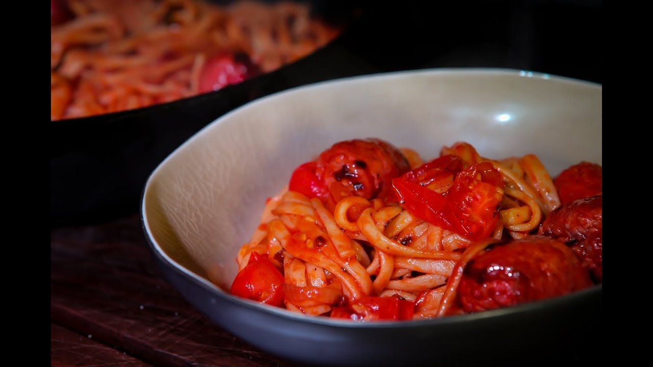 🍝 Nudeln mit Bratwurst🌭?! Schnelles Rezept mit Salsiccia 🧐 [Deutsches ...