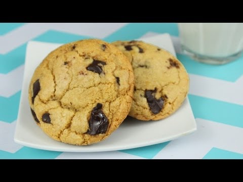 How to Make the Best Chocolate Chip Cookies!