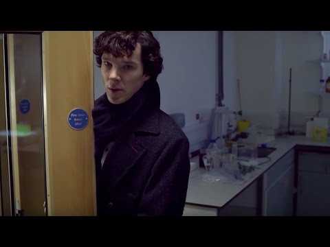 Video: La Prima Partita Decente Di Sherlock Holmes?