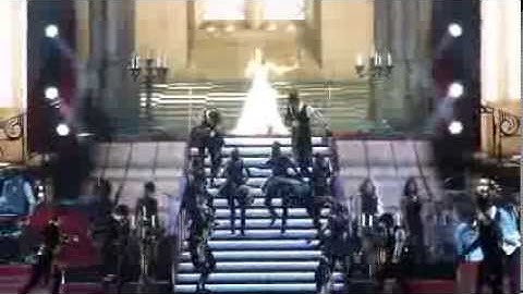 Taylor Swift - I Knew You Were Trouble, O2 Arena, London 10.02.2014