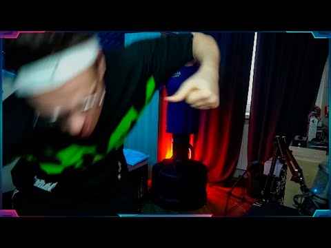 БУСТЕР РАЗОЗЛИЛСЯ И ЗАЛИЛ ВОДОЙ ПК БУСТЕР ЗАЛИЛ ПК БУСТЕР СЛОМАЛ ПК СГОРЕЛ ПК НА СТРИМЕ 