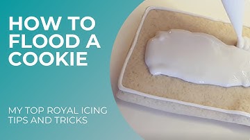 How to flood a cookie | royal icing beginners cookie decorating