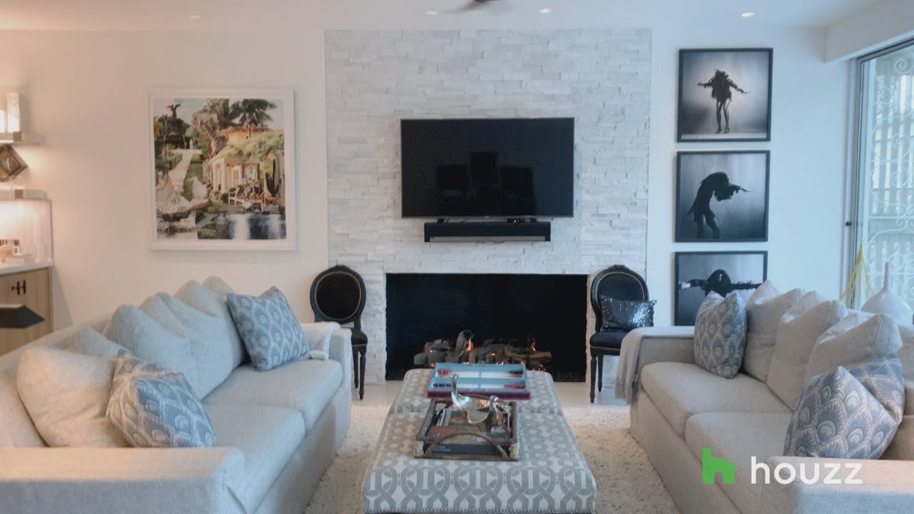 Tour a Designer’s Bright and Open Midcentury Home in Palm Springs