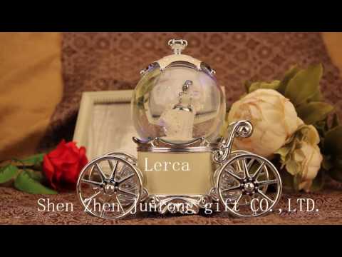 Wedding Carriage Weddingical Snow Globe