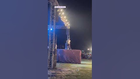 Vaibhav Vashishth Live Performance in IIMT University Meerut