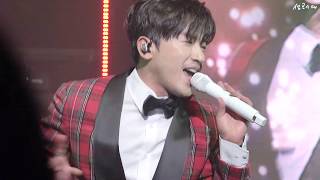 [직캠/4k] 20181223 - 신화 - 이민우 - MERRY M - All I Want For Christmas Is You