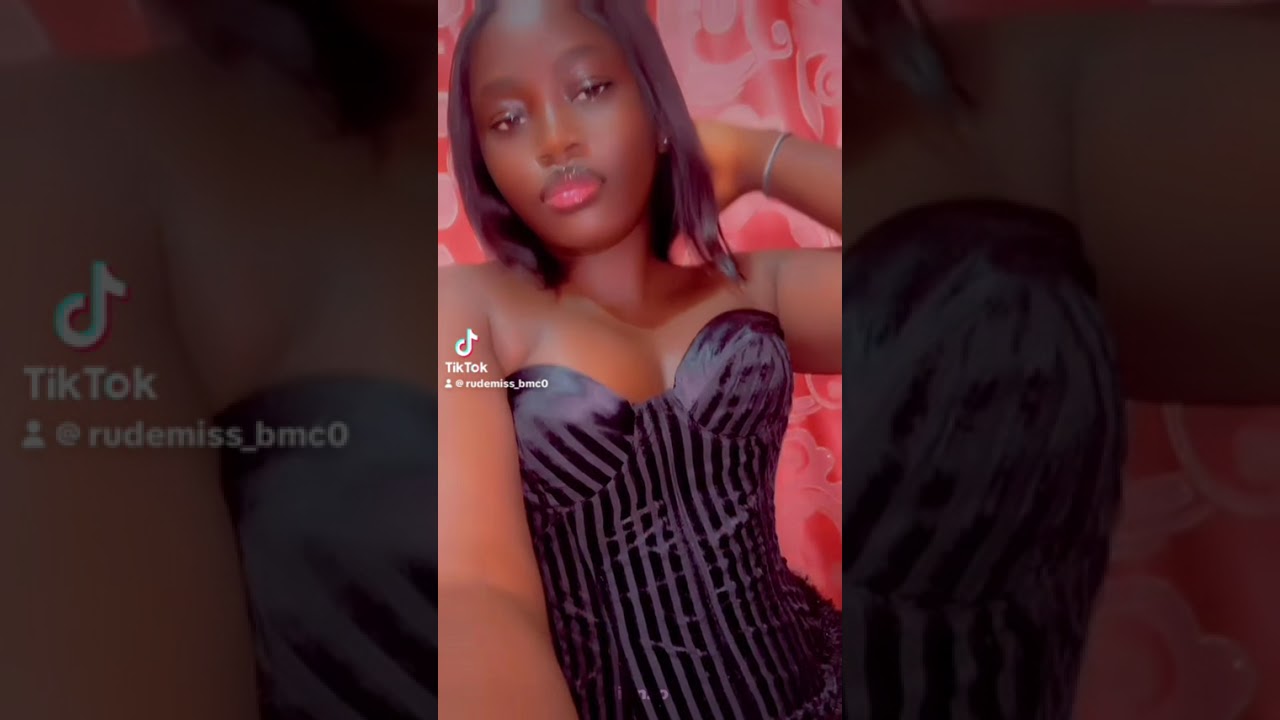 Call all the sexy girls in the club ❤️🖤