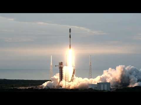SpaceX launches 'Starfall' reentry capsule for first time, sticks landing