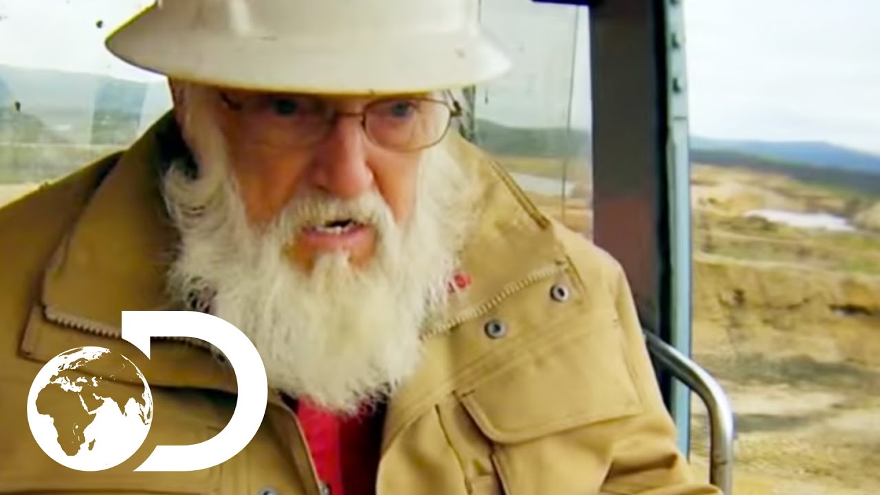 shocking definition Rebuilding A Washplant Does Not Go Quite To Plan | Gold Rush