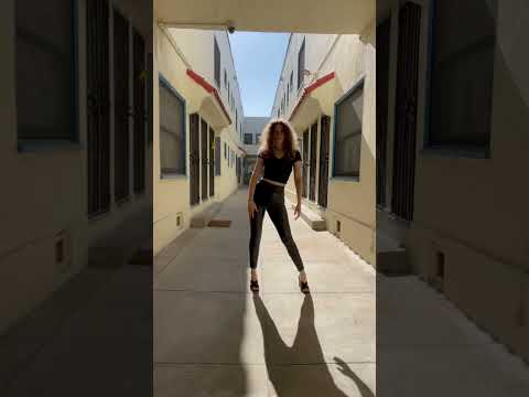 Strutting Elegance Mastering The Art Of Runway Walk High Fashion Edition 