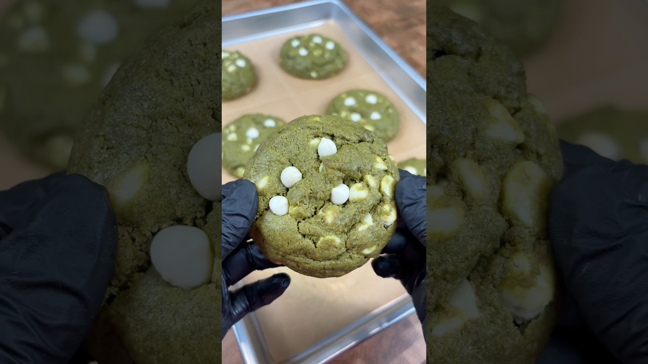 Печенье с белым шоколадом матча и кусочками 