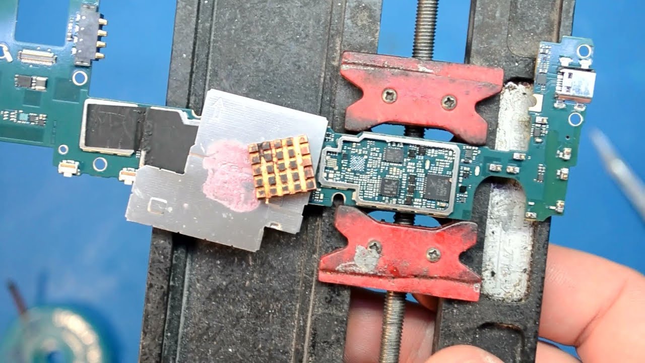 Самсунг плохо ловит. J510 Samsung Disassembly. Samsung j320 не заряжается. Самсунг j510 не заряжается. J510fn схема.