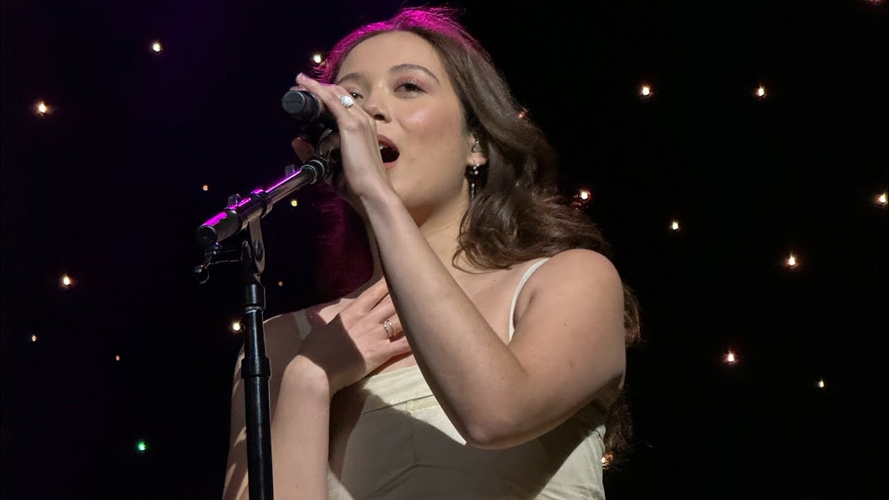 Laufey - Goddess (Full Band), Live at Massey Hall, Toronto. May 1st, 2024.