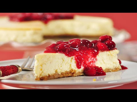 ricotta-cheesecake-with-cran-raspberry-sauce-recipe-demonstration---joyofbaking.com