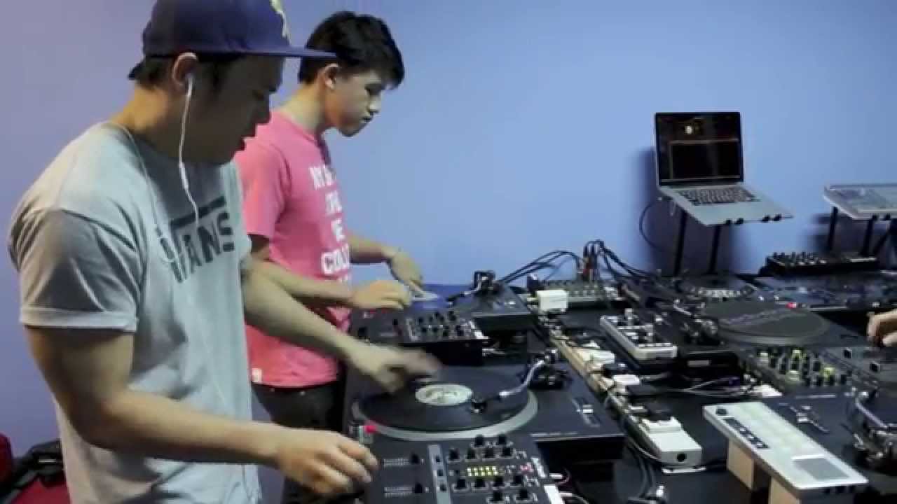 E TracX DJ Skool : Student Skratch Jam (July 2015)