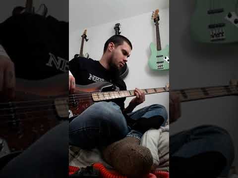 stoner-doom-riffs-on-a-fender-jazz-bass-through-a-cranked-orange-amp