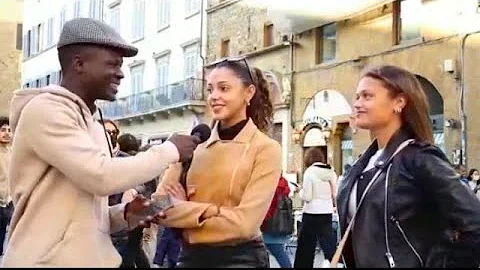 Come si chiamano gli uomini che si vestono da donna?