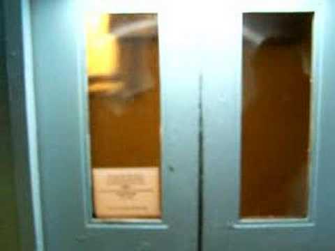 Elevator at The Arch - YouTube