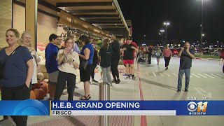 North Texans gather for the grand opening of HEB in Frisco