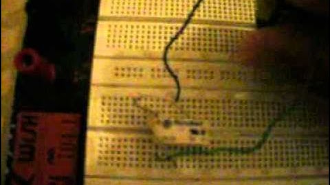 Simple relay oscillator