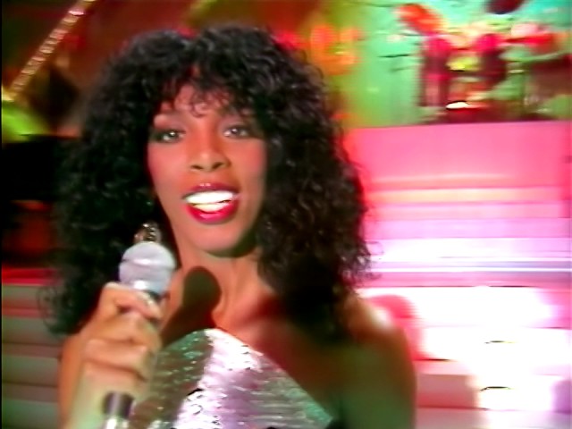 Donna Summer - She works hard for the money (Live) class=