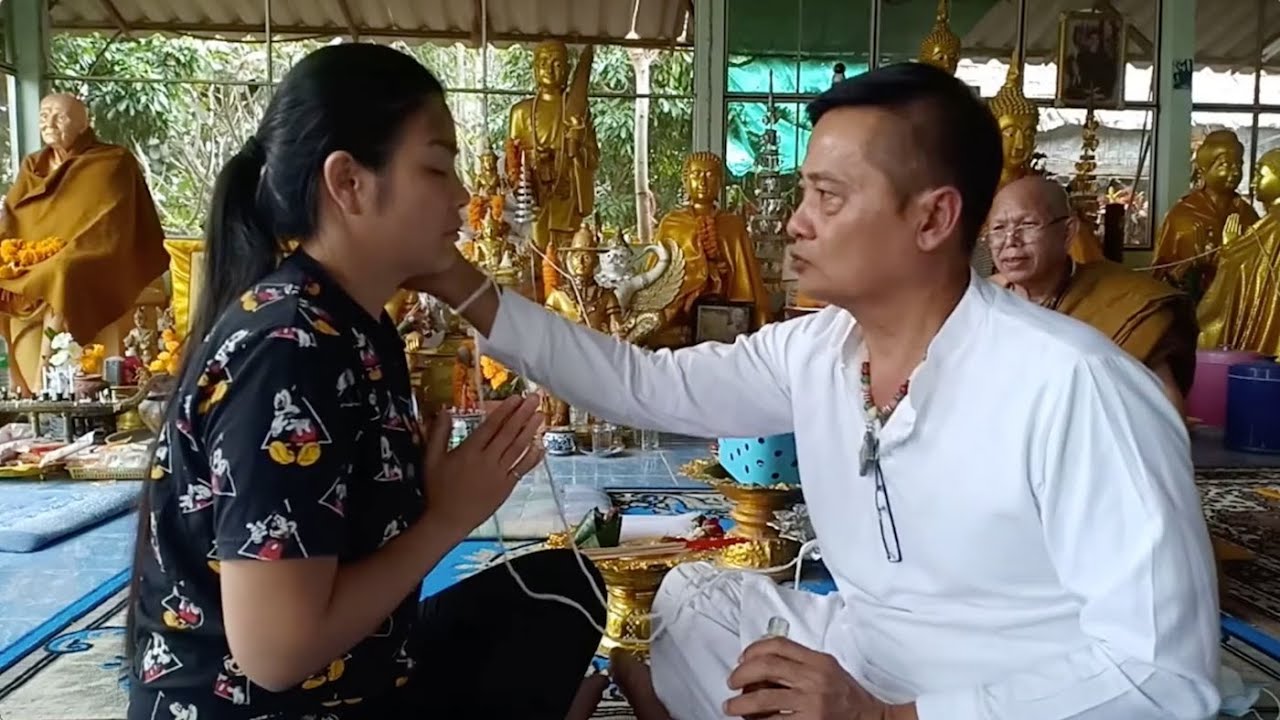 Gold leaf blessings [edited for asmr] quiet Thailand temple ambience, visual asmr 🍁