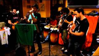 Uaripat - Feeling good (acoustic jam) live @ Irish Club Alpino - Tesserete, Svizzera