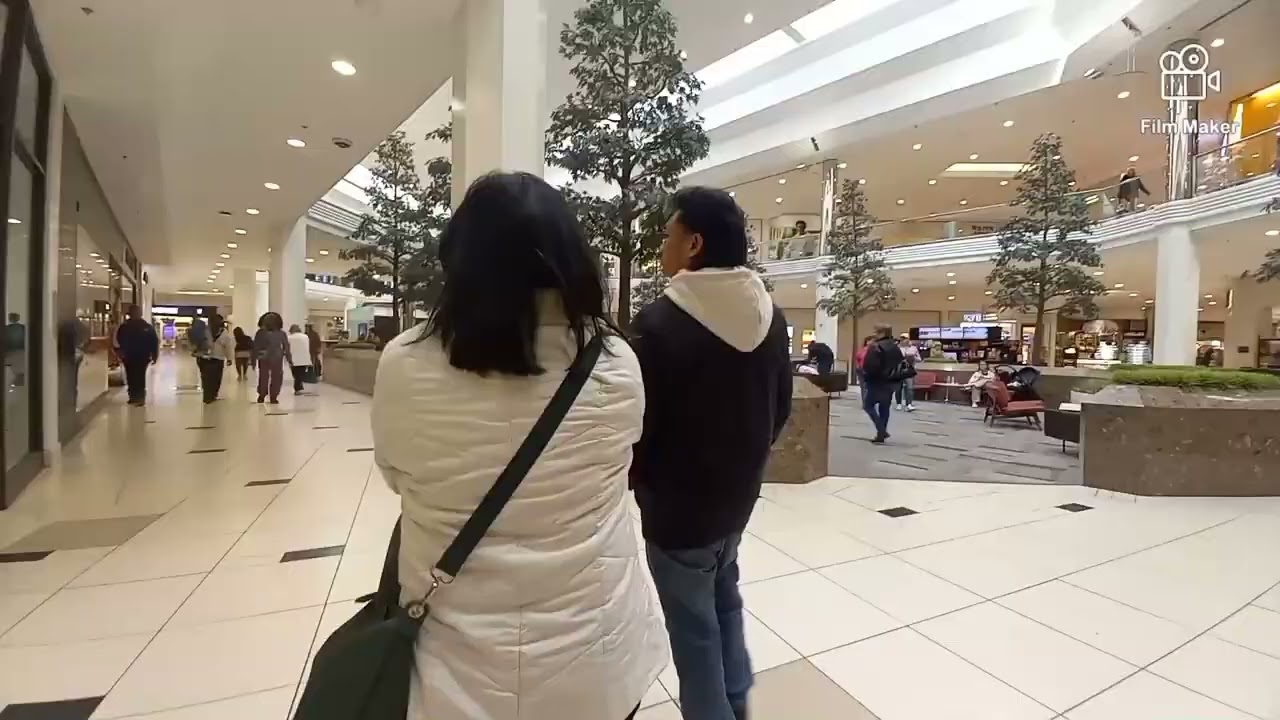 Twelve Oaks Mall. Novi Michigan.dramarizmyday