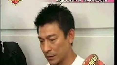 華仔9月1日到達香港機場，親口承認已婚 暫無子女  [1.9.2009] - 天天要聞