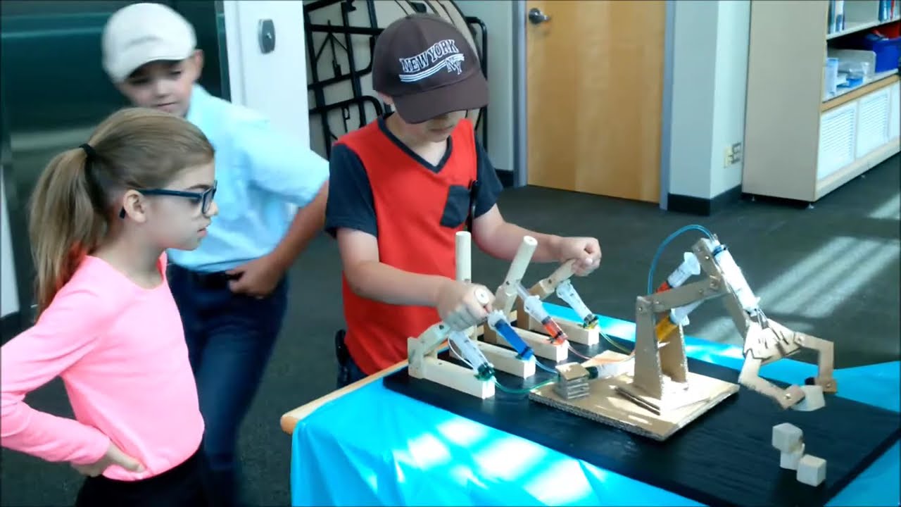 Hydraulic Backhoe Science Fair Project YouTube