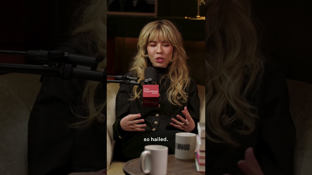 Дженнет МакКёрди обращается к писателям, которые любят сложные слова.