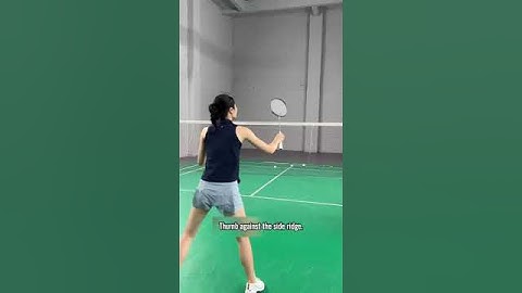 5 tips for holding and applying power to a badminton racket #badminton