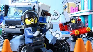 Prisoner Truck Breakout Attack! | STOP MOTION LEGO | Billy Bricks