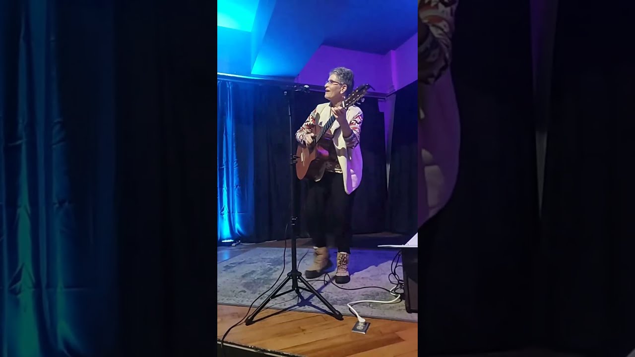 Assista a OPEN MIC at THE STACK is live! no YouTube Assista a OPEN MIC at THE STACK is live! no YouTube