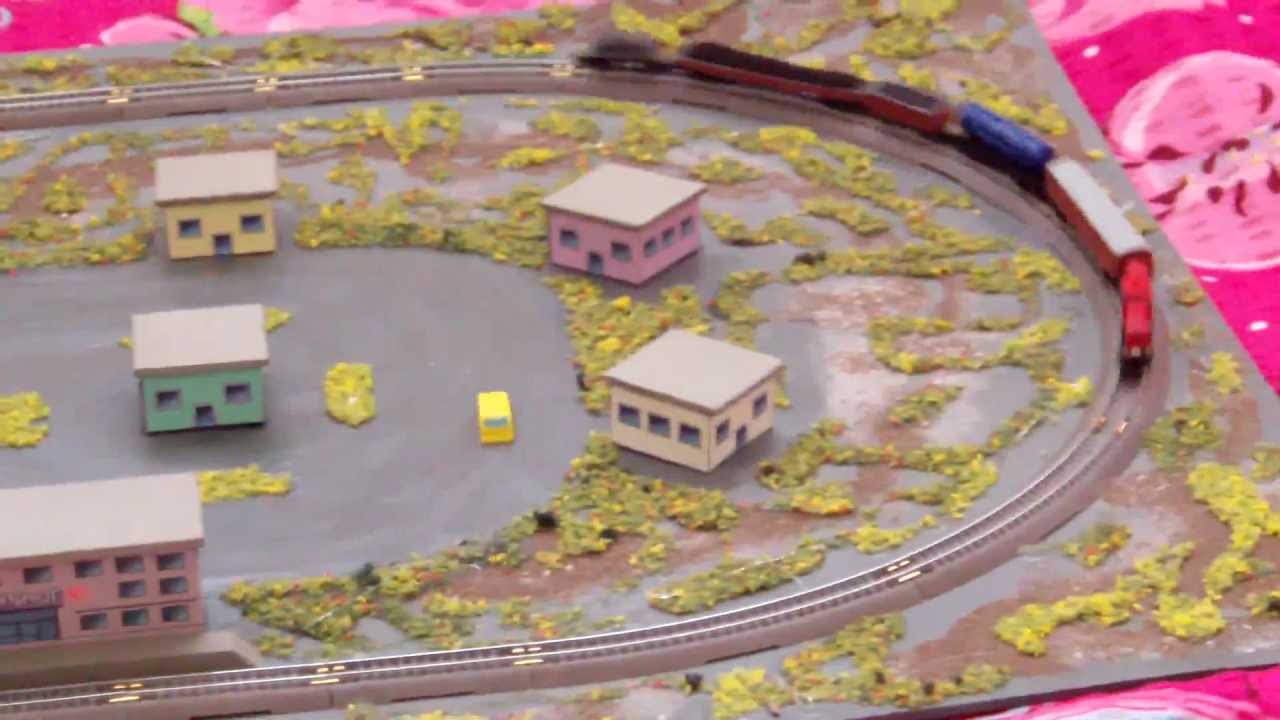 T-Gauge: Diesel Locomotive V 100 DB With Freight Cars