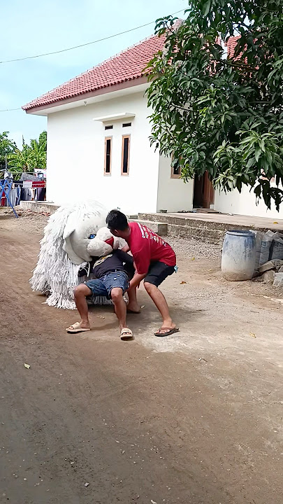 Kakanya tega kasih umpan can macanan