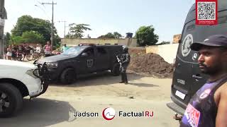 Moradores do Jardim Catarina fazem manifestação após 2 moradores ser mortos durante ação da PM.