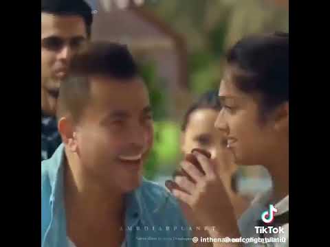 هي دي نفس العيون اللي في خيالي الشفايف أحلي من الي كان في بالي