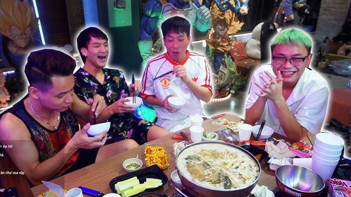 1. Giới Thiệu Về Món Lẩu Gà Lá É